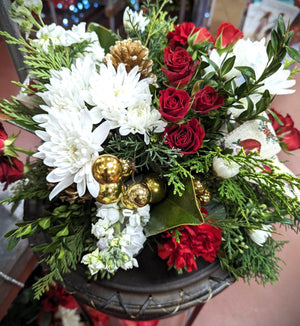 Floral Centerpiece - Wintery Mix